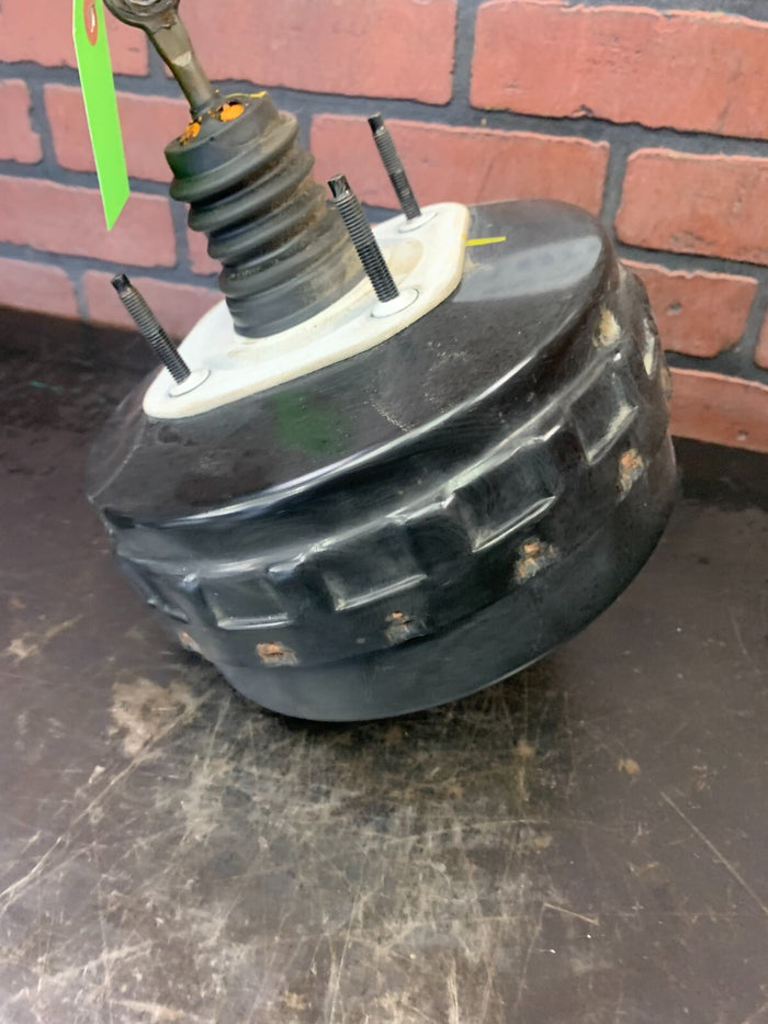 2005-2010 JEEP GRAND CHEROKEE 6.1L POWER BRAKE BOOSTER OEM P52124080AB