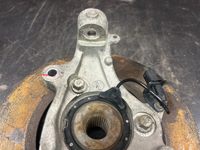 2006-2010 PONTIAC SOLSTICE/SATURN SKY FRONT LEFT SPINDLE KNUCKLE WHEEL HUB OEM