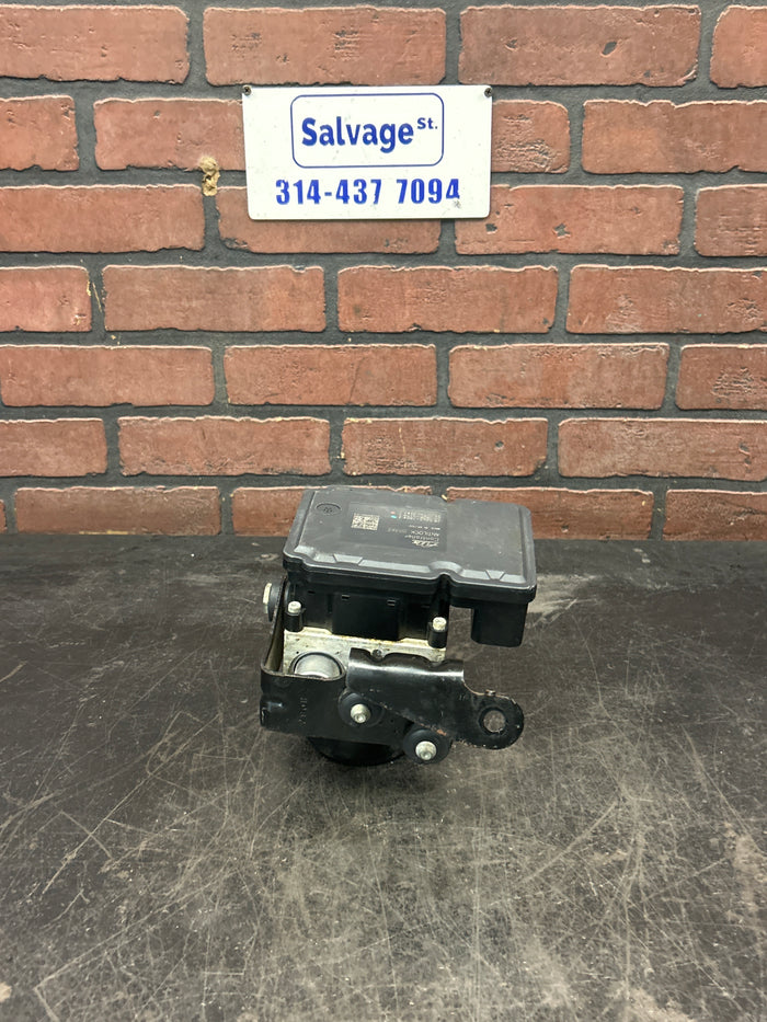 2009-2010 Jeep Grand Cherokee Commander ABS Anti-Lock Brake Pump Module Assembly