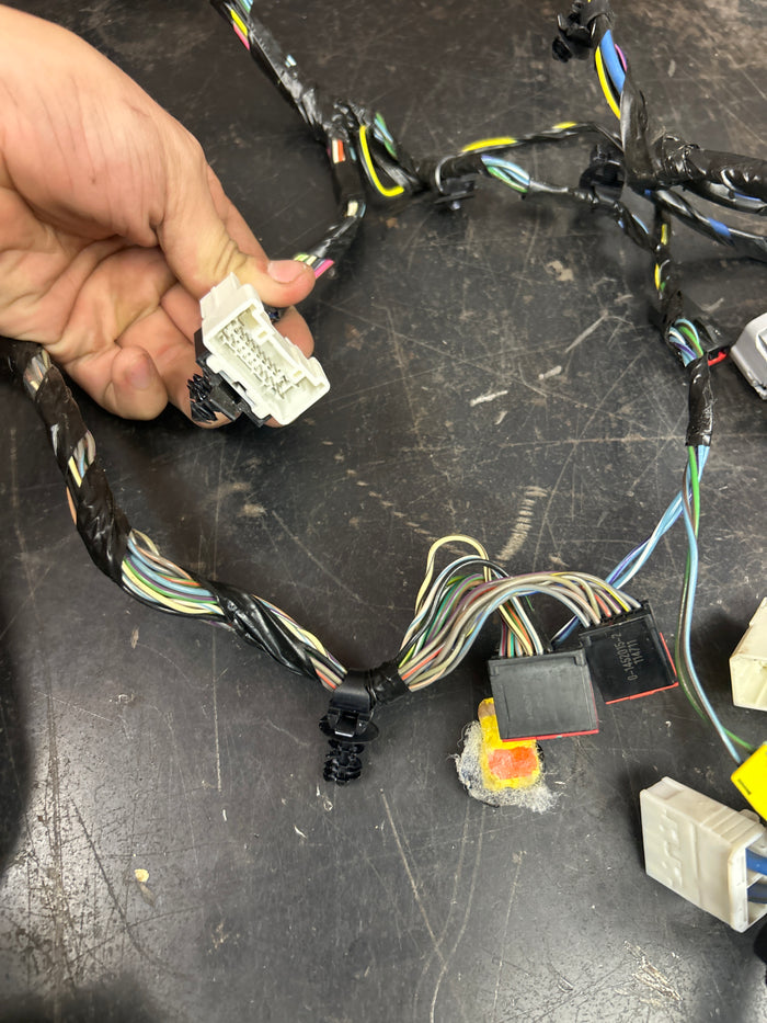 2012 JEEP GRAND CHEROKEE SRT8 6.4L OEM DASH WIRE WIRING HARNESS ASSEMBLY
