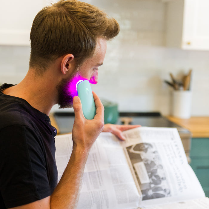 Essentials Acne : Blue Light Therapy for Acne Treatment