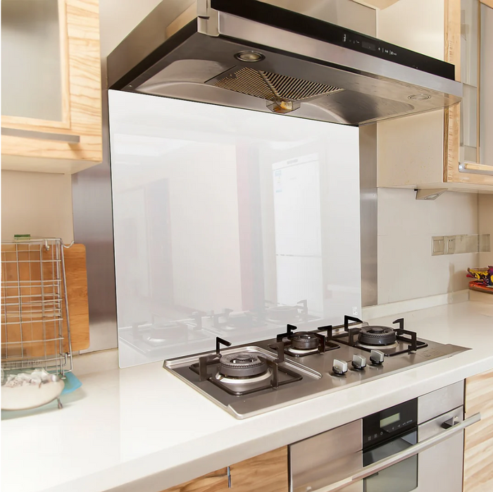 Glass Splash Back 900*750mm White / Sky Blue