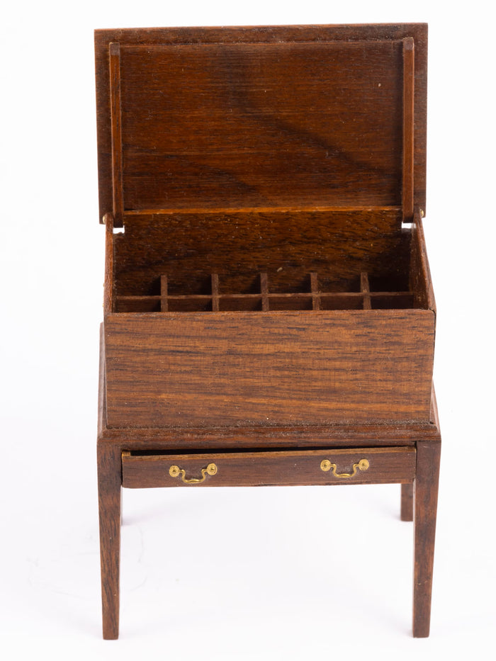 Handmade Gary Larsen Cellarette