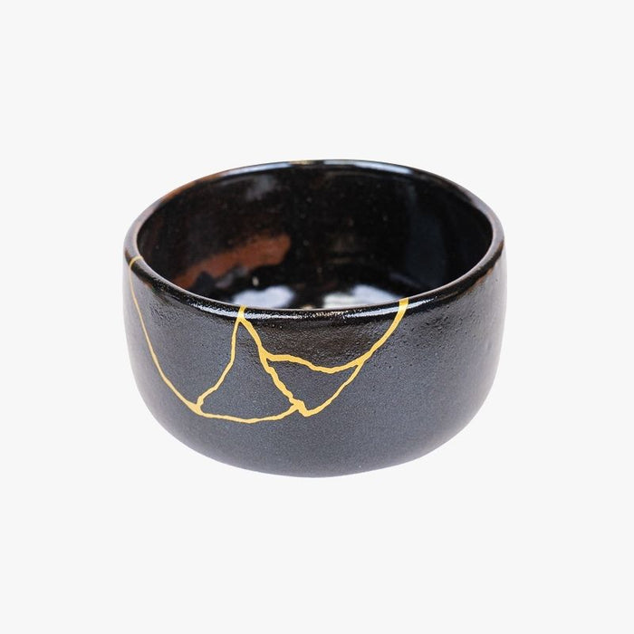 Japanese Matcha Bowl – Black Kintsugi