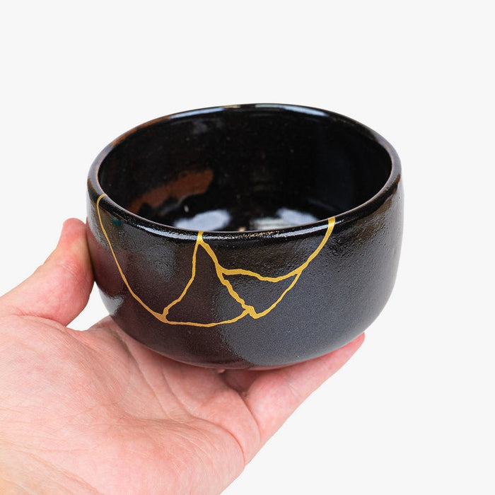 Japanese Matcha Bowl – Black Kintsugi