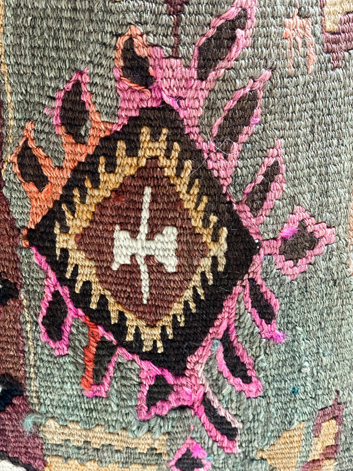 Handmade traditional Turkish kilim pillow cover made with vintage rugs 18x18 green pink orange