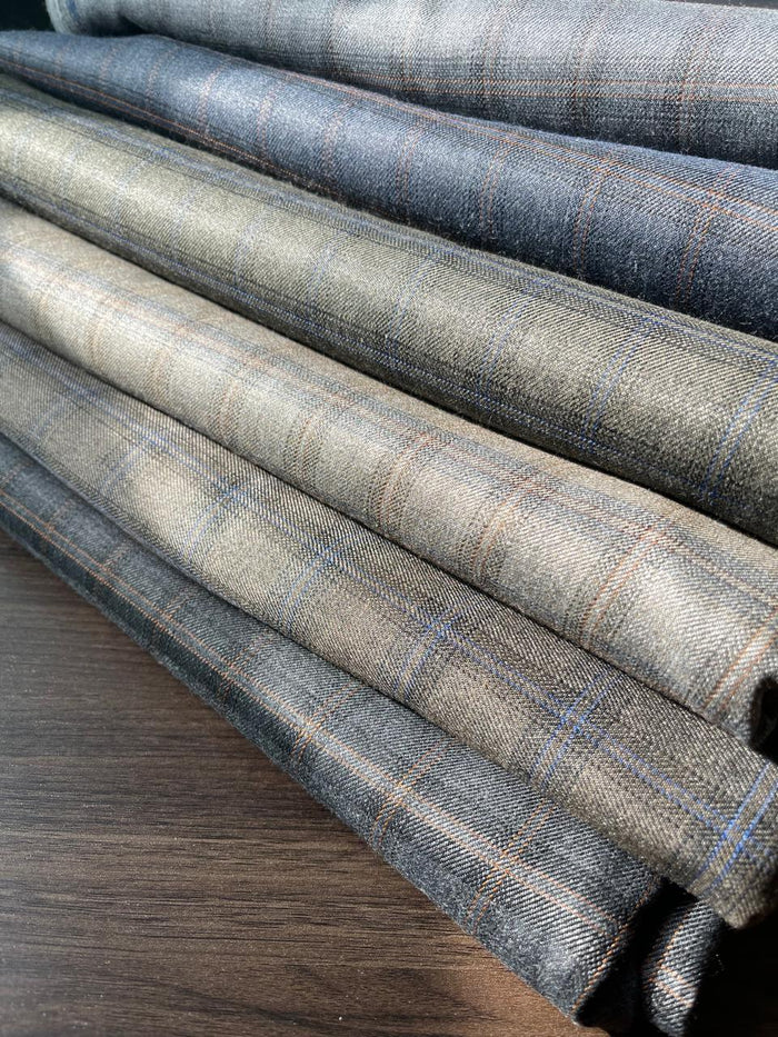 NEW - Mens Checkered Cashmere Wool Thobes - Limited Edition