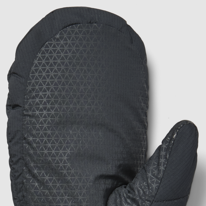 Black | E2