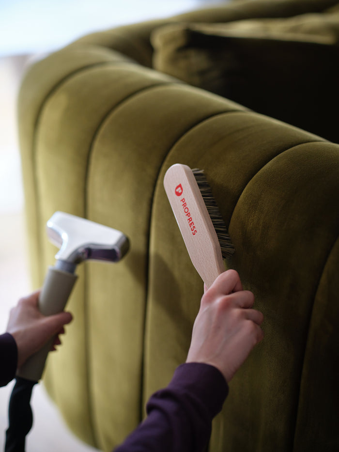 Velvet Brush