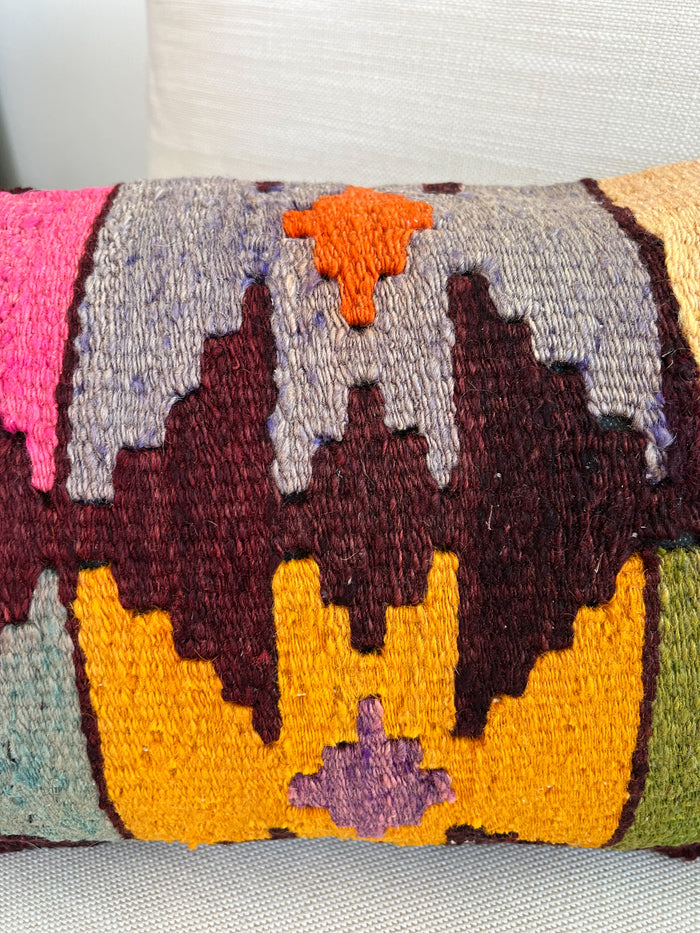 traditional Handmade Turkish kilim pillow cover made with vintage rugs 12x24