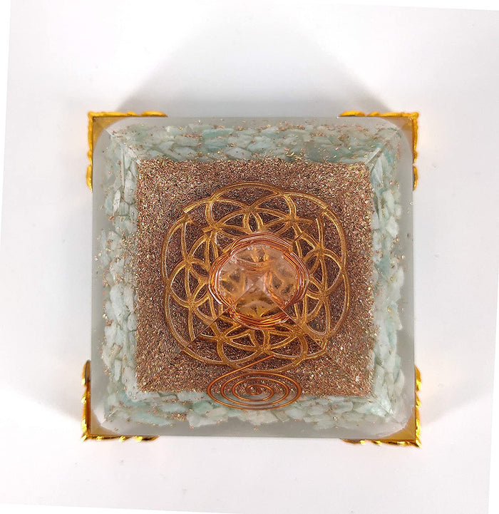 White Whale Amazonite Orgone Pyramid Energy Generator Reiki Healing Crystal Chakra With Gold Stand Feng Shui Pyramid