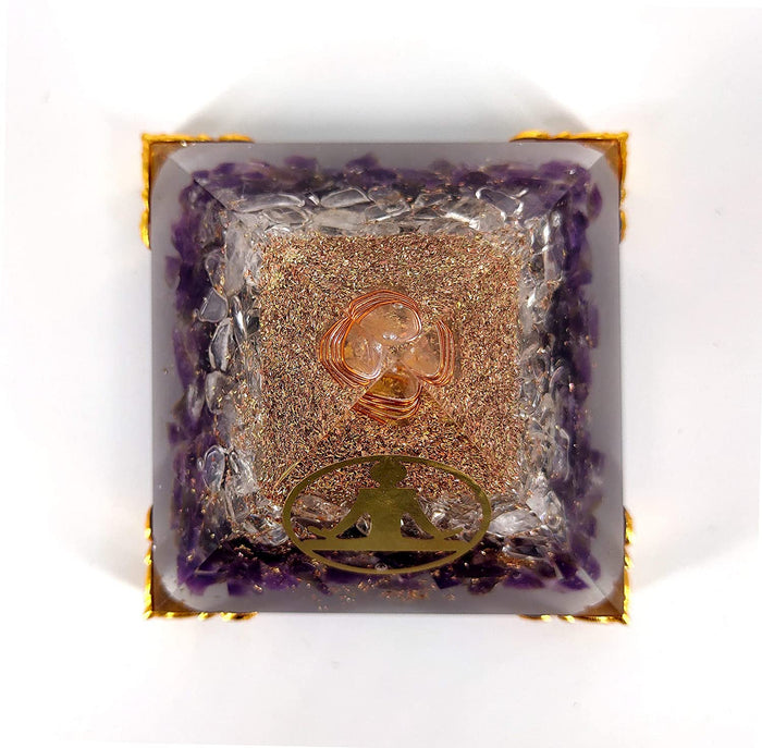 White Whale Amethyst Orgone Pyramid Energy Generator Reiki Healing Crystal Chakra With Gold Stand Feng Shui Pyramid