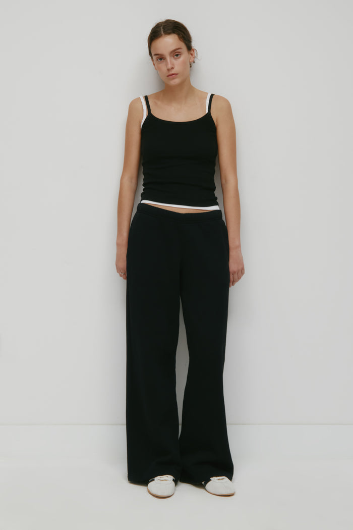 Model is 5’9” and is wearing a size S.